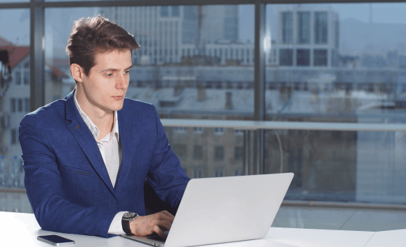 Translator delivering Financial Translation services for CFO ready filings, ensuring audit accuracy and fast reporting.